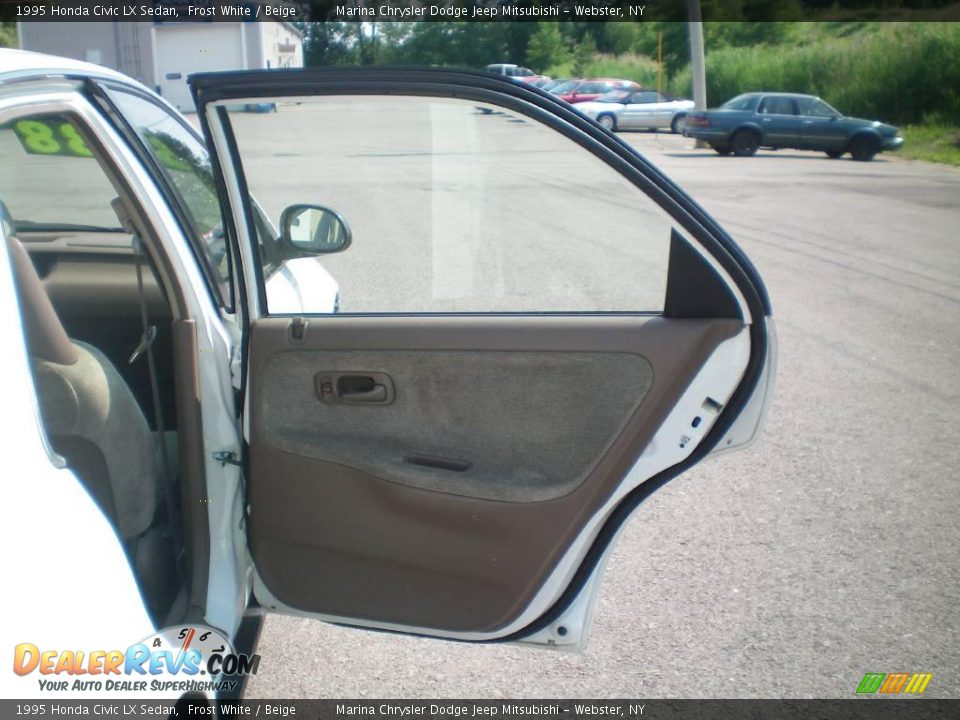 1995 Honda Civic LX Sedan Frost White / Beige Photo #20