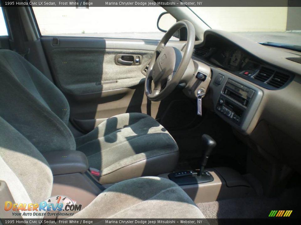 1995 Honda Civic LX Sedan Frost White / Beige Photo #21