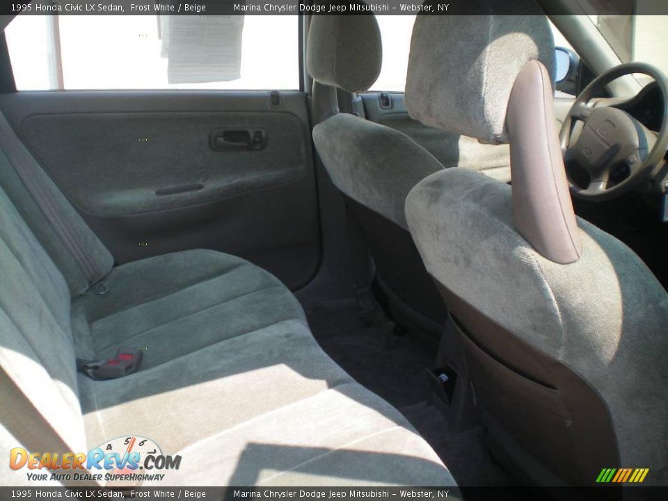 1995 Honda Civic LX Sedan Frost White / Beige Photo #23