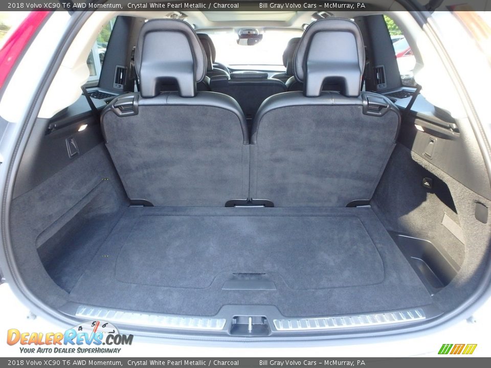 2018 Volvo XC90 T6 AWD Momentum Crystal White Pearl Metallic / Charcoal Photo #5