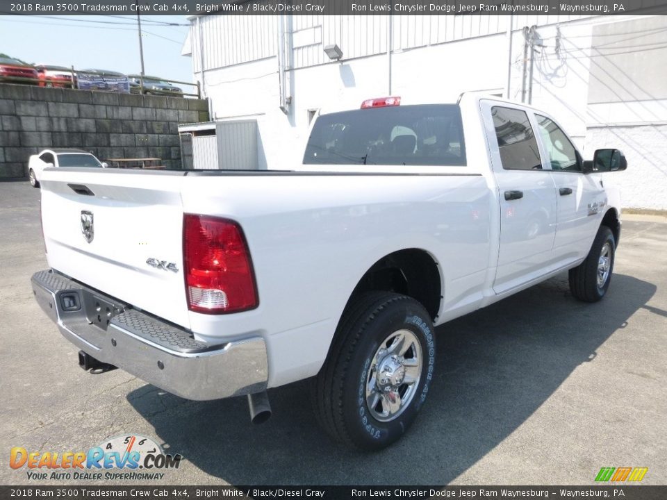 2018 Ram 3500 Tradesman Crew Cab 4x4 Bright White / Black/Diesel Gray Photo #5