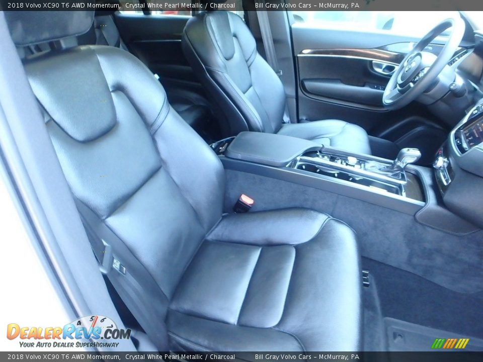 2018 Volvo XC90 T6 AWD Momentum Crystal White Pearl Metallic / Charcoal Photo #11