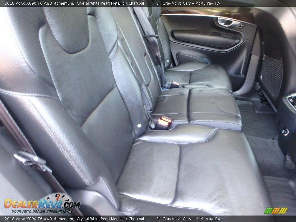 2018 Volvo XC90 T6 AWD Momentum Crystal White Pearl Metallic / Charcoal Photo #14