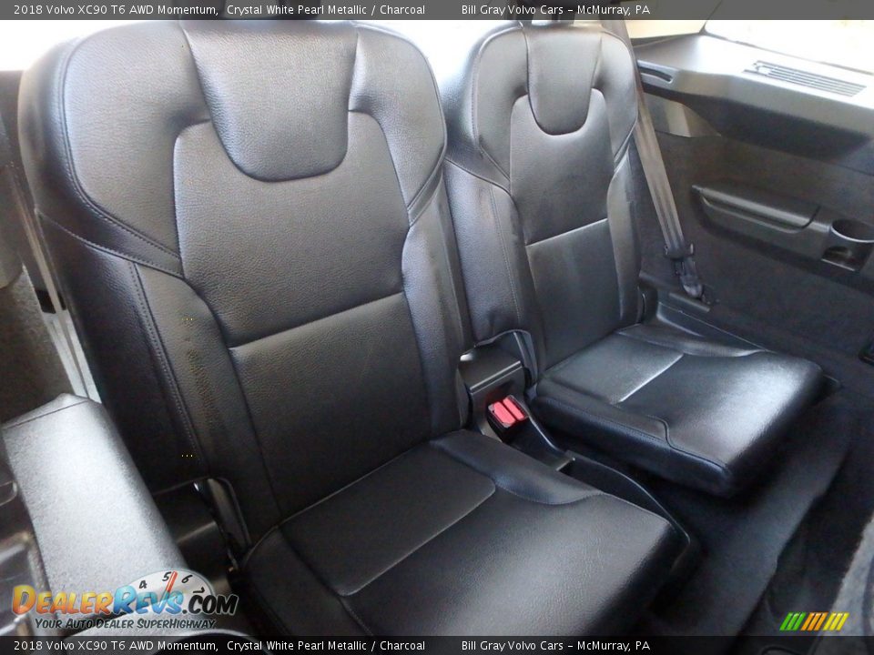 2018 Volvo XC90 T6 AWD Momentum Crystal White Pearl Metallic / Charcoal Photo #15