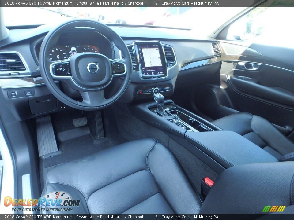 2018 Volvo XC90 T6 AWD Momentum Crystal White Pearl Metallic / Charcoal Photo #18