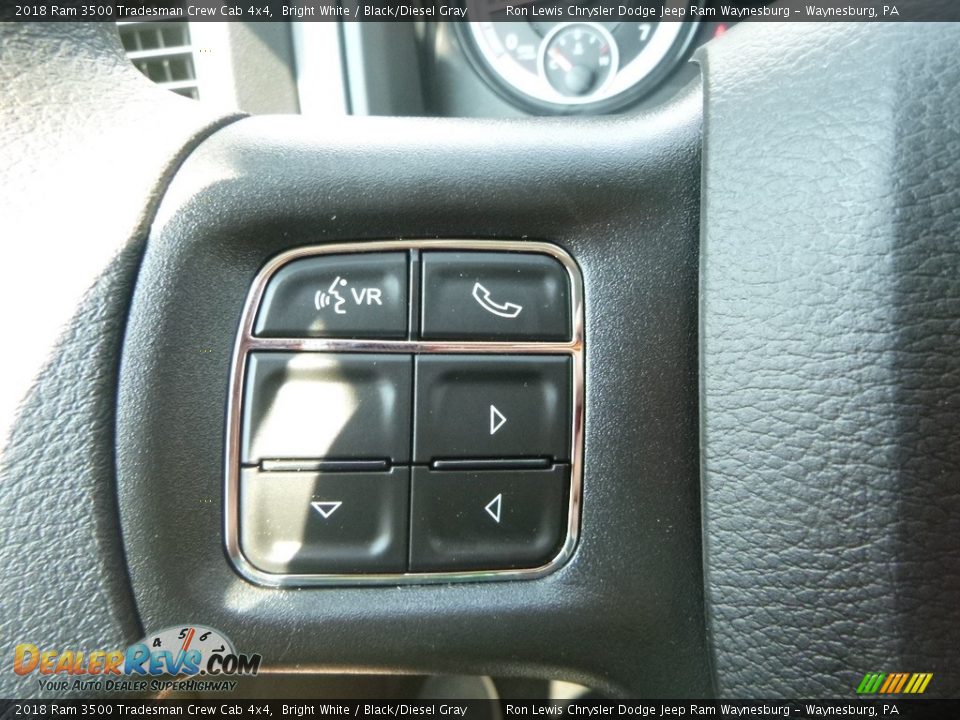 2018 Ram 3500 Tradesman Crew Cab 4x4 Bright White / Black/Diesel Gray Photo #19