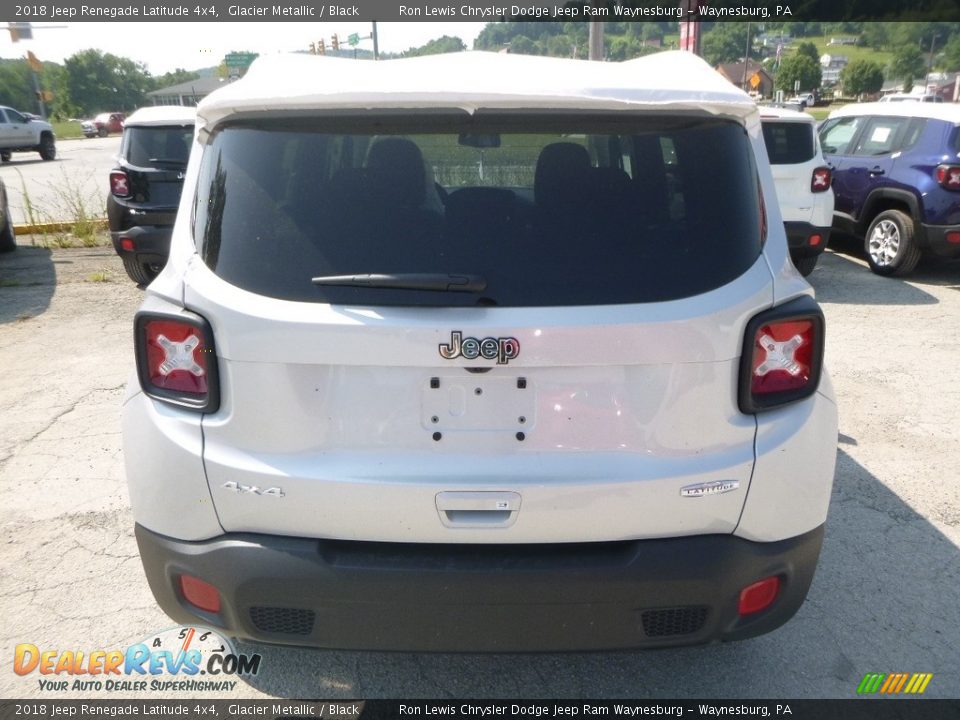 2018 Jeep Renegade Latitude 4x4 Glacier Metallic / Black Photo #4