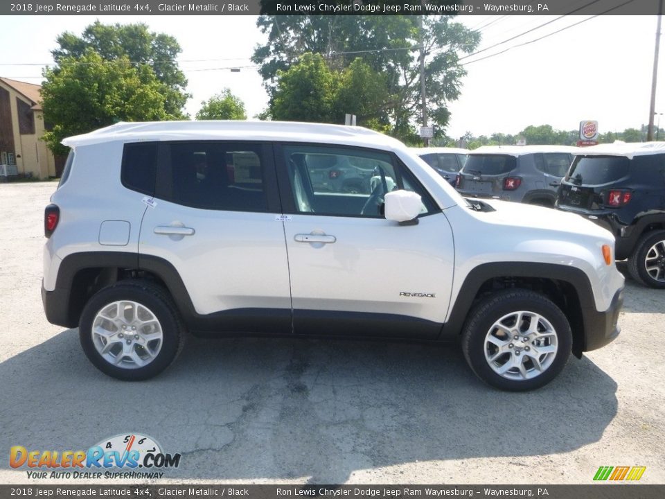 2018 Jeep Renegade Latitude 4x4 Glacier Metallic / Black Photo #6