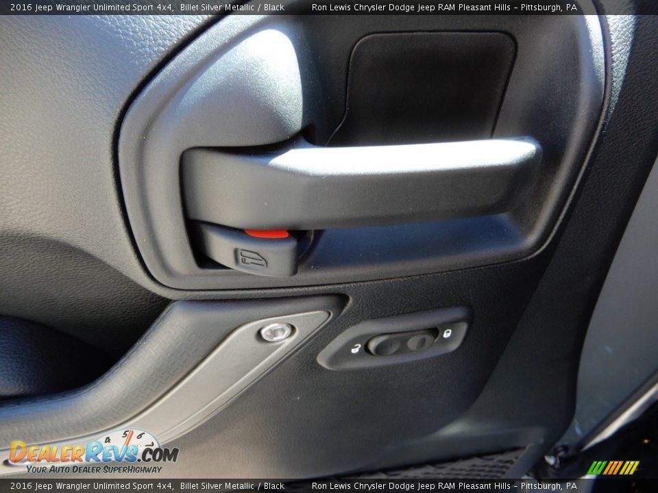 2016 Jeep Wrangler Unlimited Sport 4x4 Billet Silver Metallic / Black Photo #15