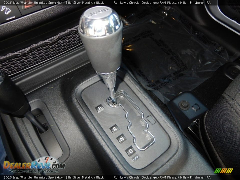 2016 Jeep Wrangler Unlimited Sport 4x4 Billet Silver Metallic / Black Photo #17