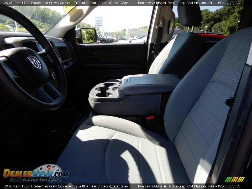 2016 Ram 1500 Tradesman Crew Cab 4x4 True Blue Pearl / Black/Diesel Gray Photo #11