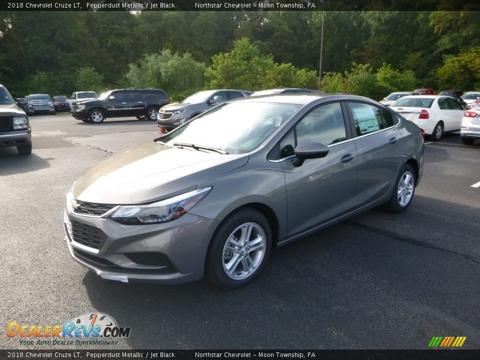 2018 Chevrolet Cruze LT Pepperdust Metallic / Jet Black Photo #1