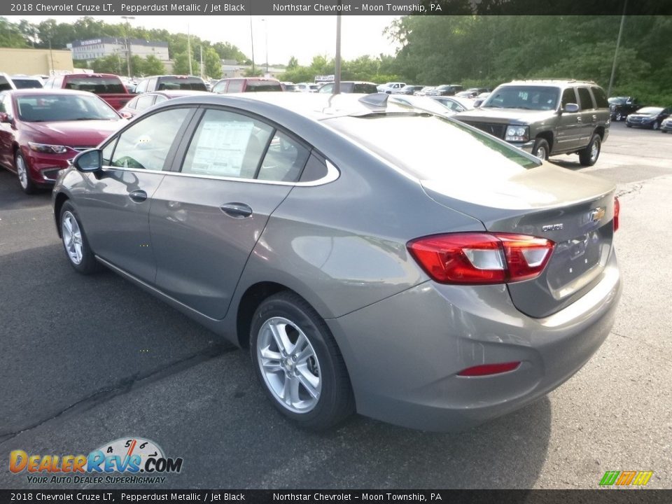 2018 Chevrolet Cruze LT Pepperdust Metallic / Jet Black Photo #3