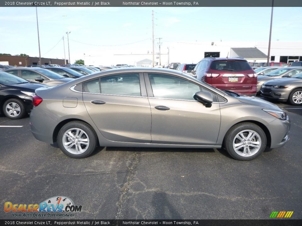 2018 Chevrolet Cruze LT Pepperdust Metallic / Jet Black Photo #6