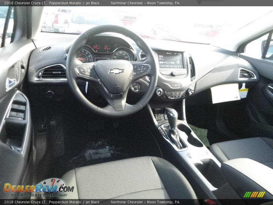 2018 Chevrolet Cruze LT Pepperdust Metallic / Jet Black Photo #13