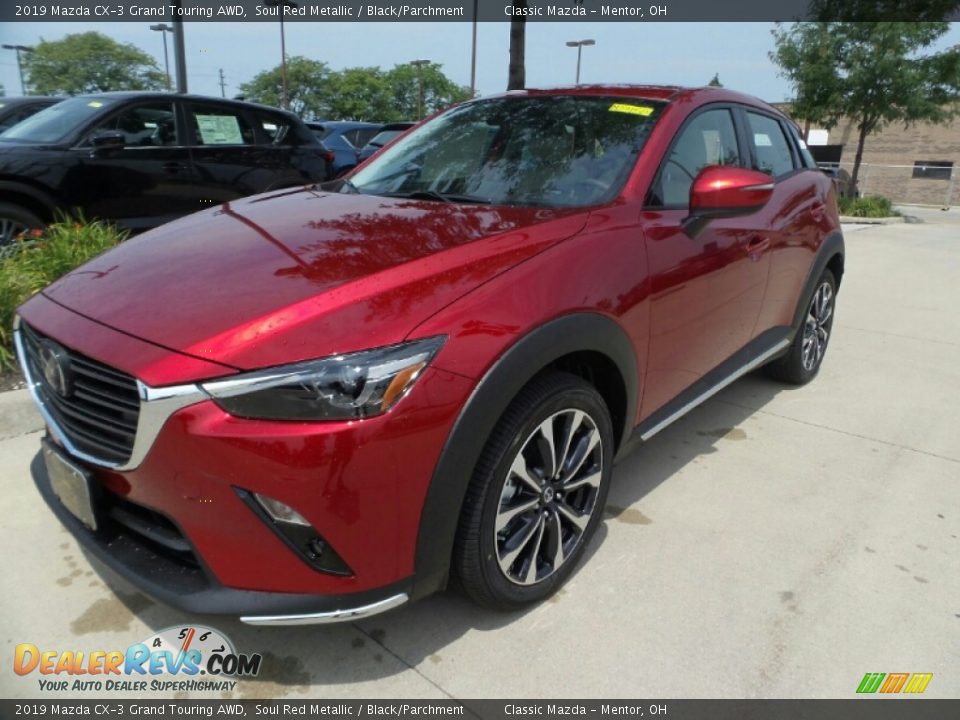Front 3/4 View of 2019 Mazda CX-3 Grand Touring AWD Photo #1
