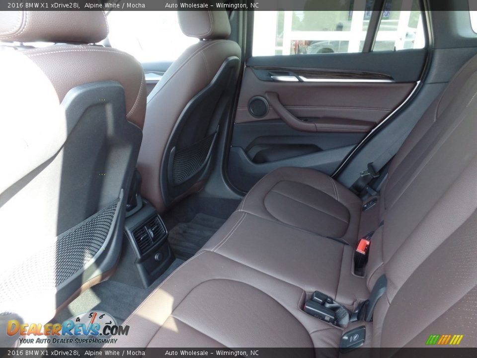 2016 BMW X1 xDrive28i Alpine White / Mocha Photo #12