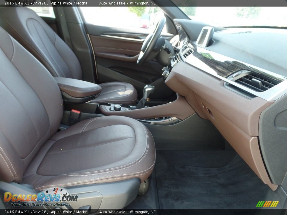 2016 BMW X1 xDrive28i Alpine White / Mocha Photo #13