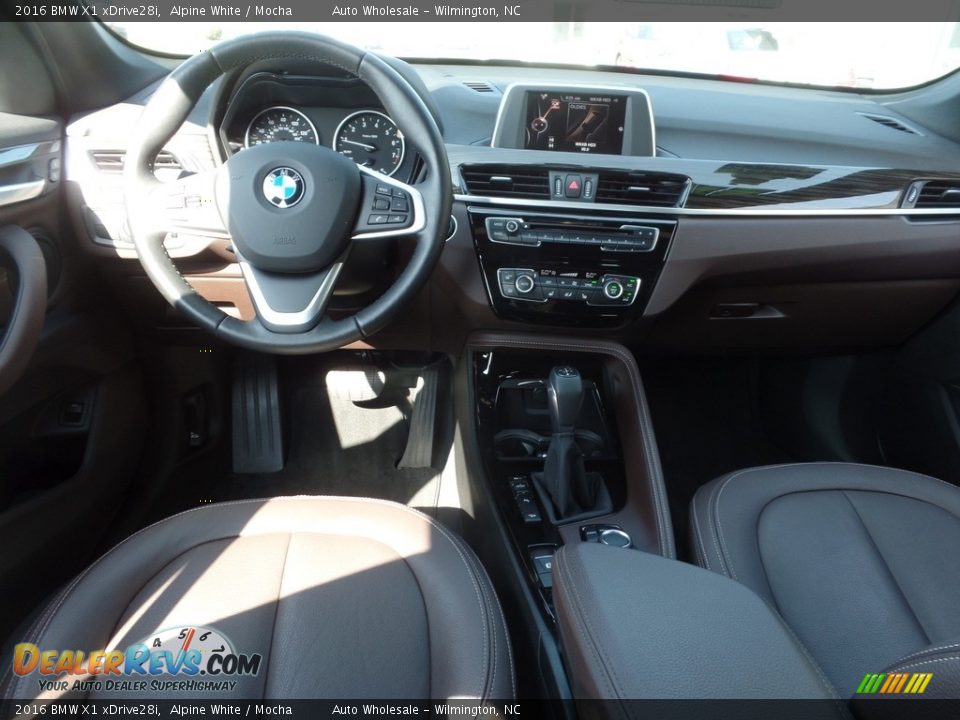 2016 BMW X1 xDrive28i Alpine White / Mocha Photo #15