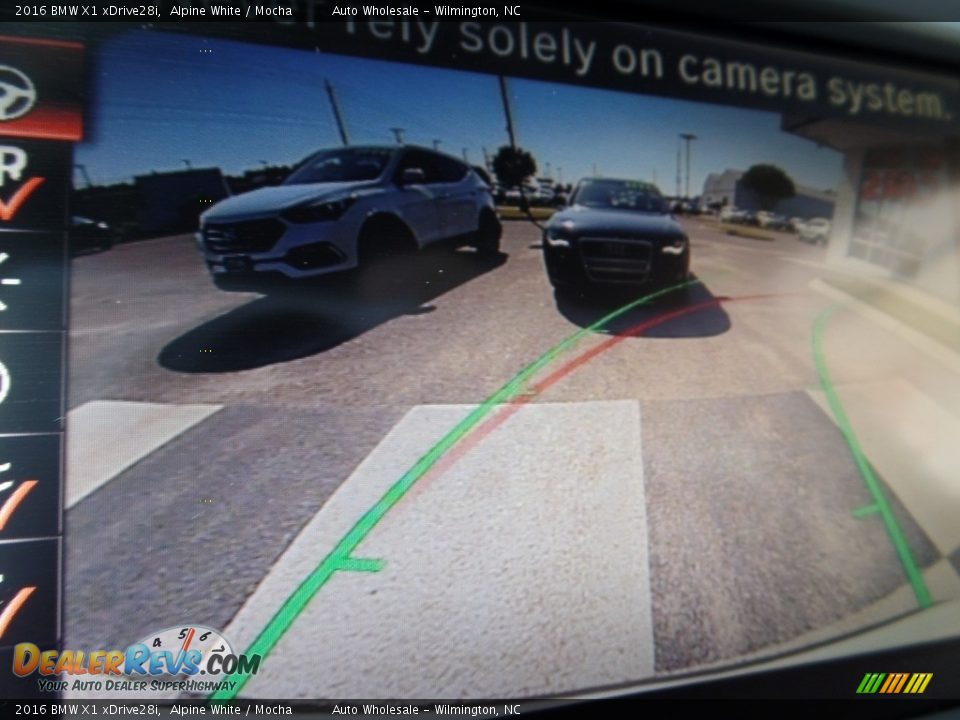 2016 BMW X1 xDrive28i Alpine White / Mocha Photo #18