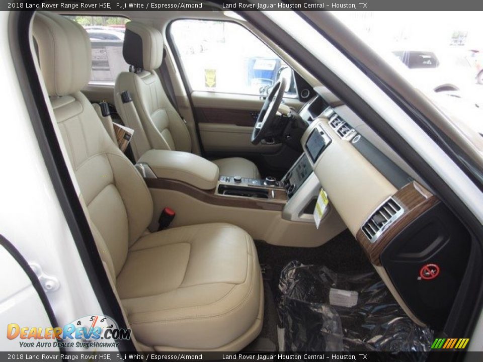 2018 Land Rover Range Rover HSE Fuji White / Espresso/Almond Photo #5