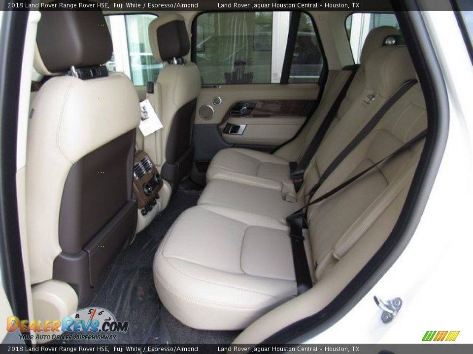 2018 Land Rover Range Rover HSE Fuji White / Espresso/Almond Photo #13