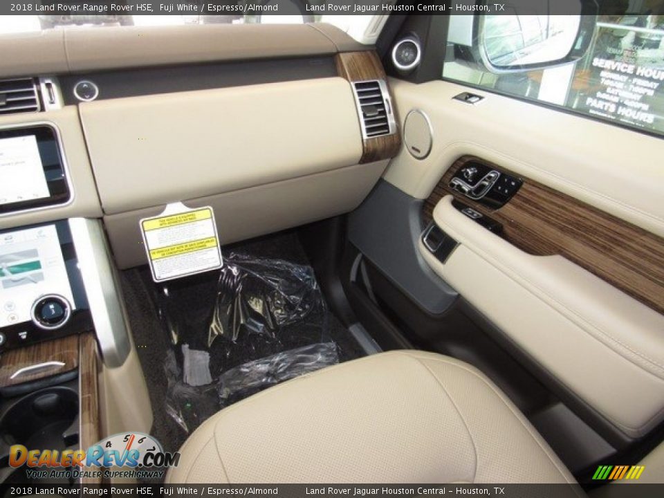2018 Land Rover Range Rover HSE Fuji White / Espresso/Almond Photo #15