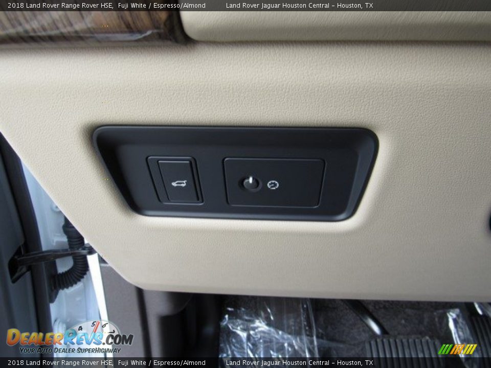 2018 Land Rover Range Rover HSE Fuji White / Espresso/Almond Photo #29