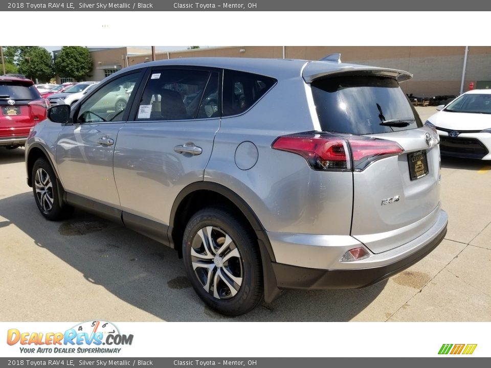 2018 Toyota RAV4 LE Silver Sky Metallic / Black Photo #2