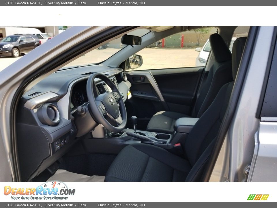 2018 Toyota RAV4 LE Silver Sky Metallic / Black Photo #3