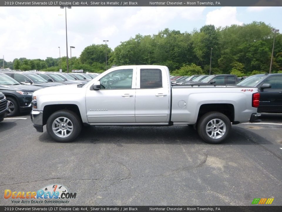 Silver Ice Metallic 2019 Chevrolet Silverado LD LT Double Cab 4x4 Photo #2