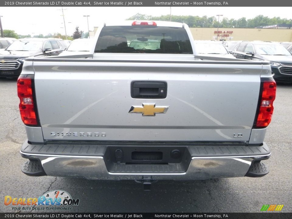2019 Chevrolet Silverado LD LT Double Cab 4x4 Silver Ice Metallic / Jet Black Photo #4