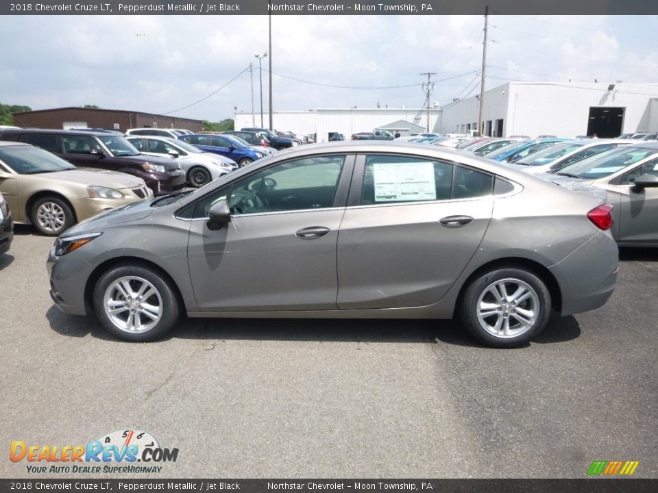 2018 Chevrolet Cruze LT Pepperdust Metallic / Jet Black Photo #2