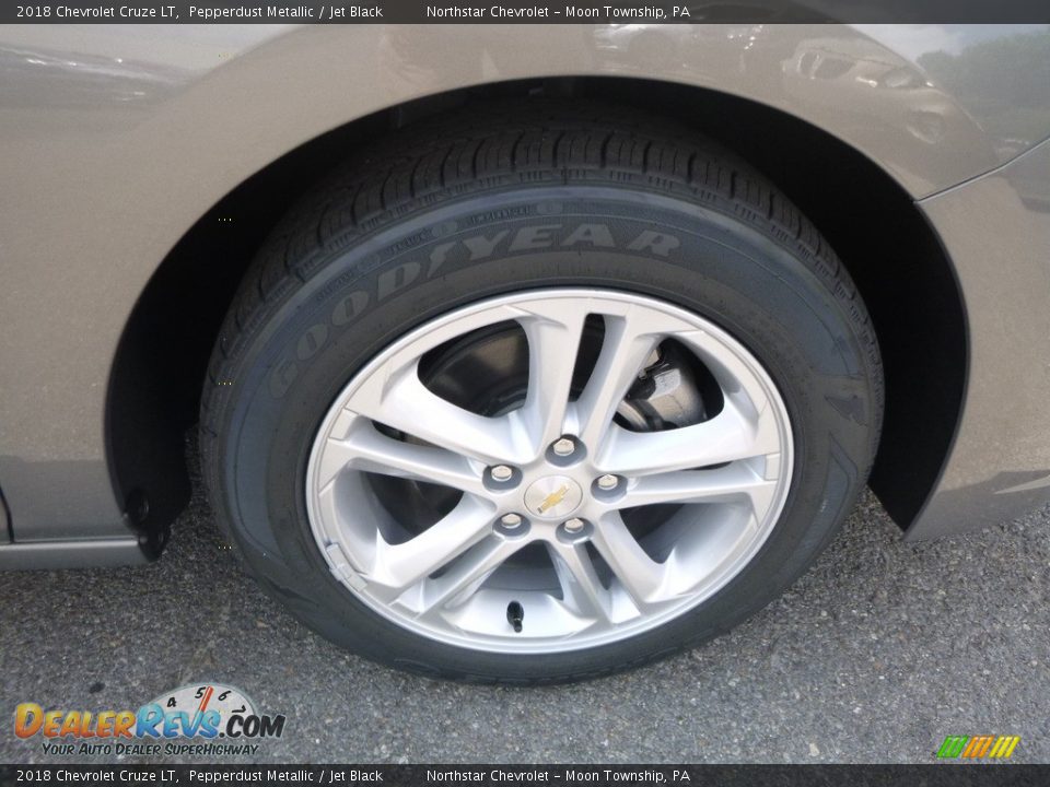 2018 Chevrolet Cruze LT Pepperdust Metallic / Jet Black Photo #8