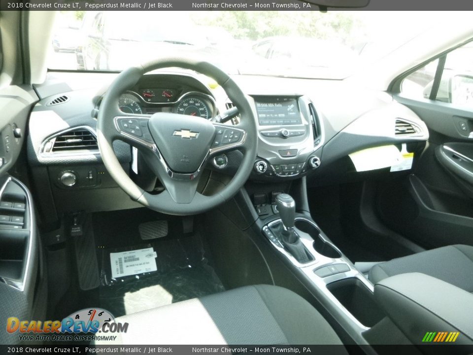2018 Chevrolet Cruze LT Pepperdust Metallic / Jet Black Photo #12