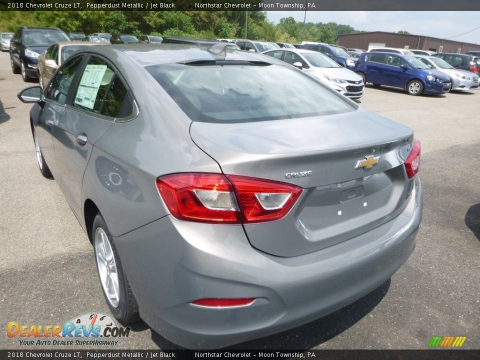 2018 Chevrolet Cruze LT Pepperdust Metallic / Jet Black Photo #3