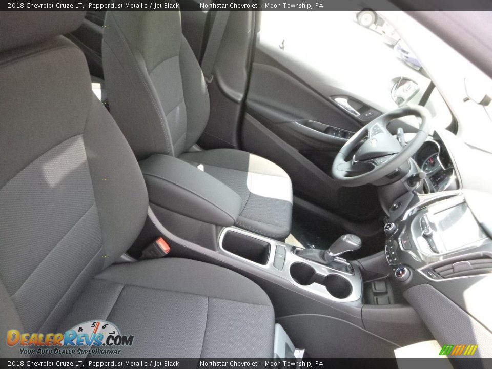 2018 Chevrolet Cruze LT Pepperdust Metallic / Jet Black Photo #10