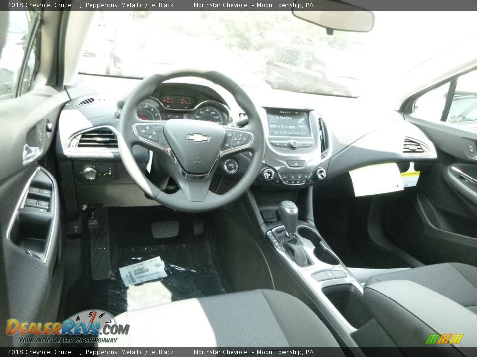 2018 Chevrolet Cruze LT Pepperdust Metallic / Jet Black Photo #14