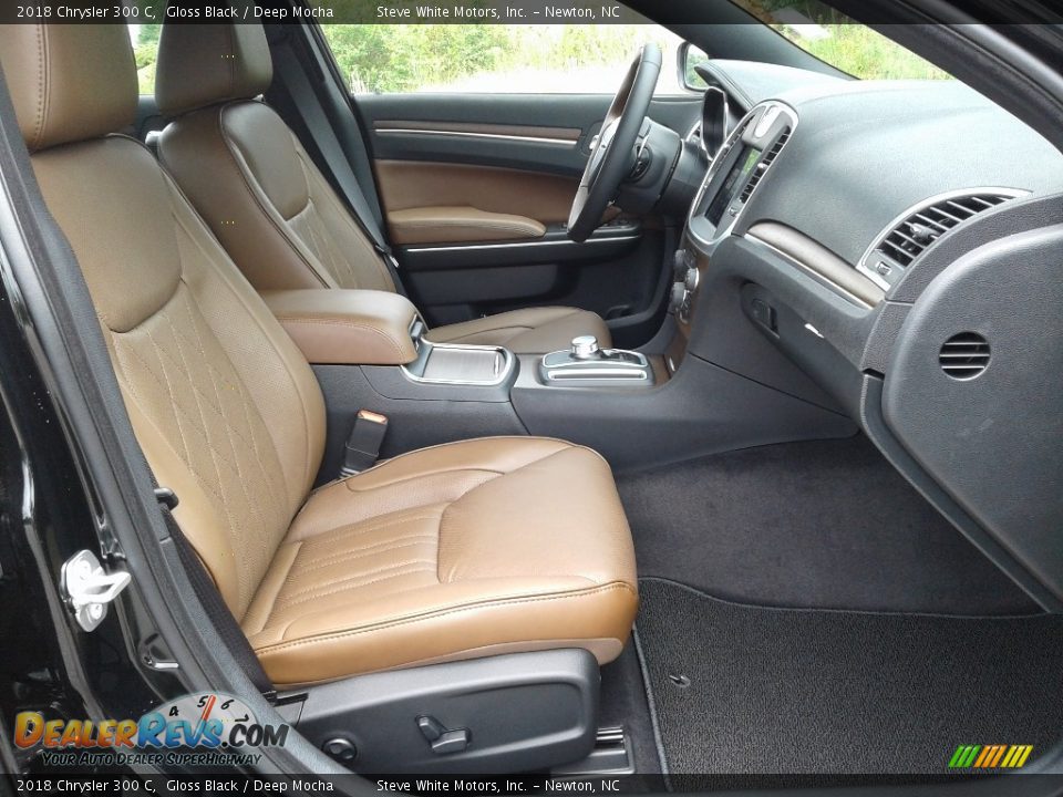 2018 Chrysler 300 C Gloss Black / Deep Mocha Photo #14