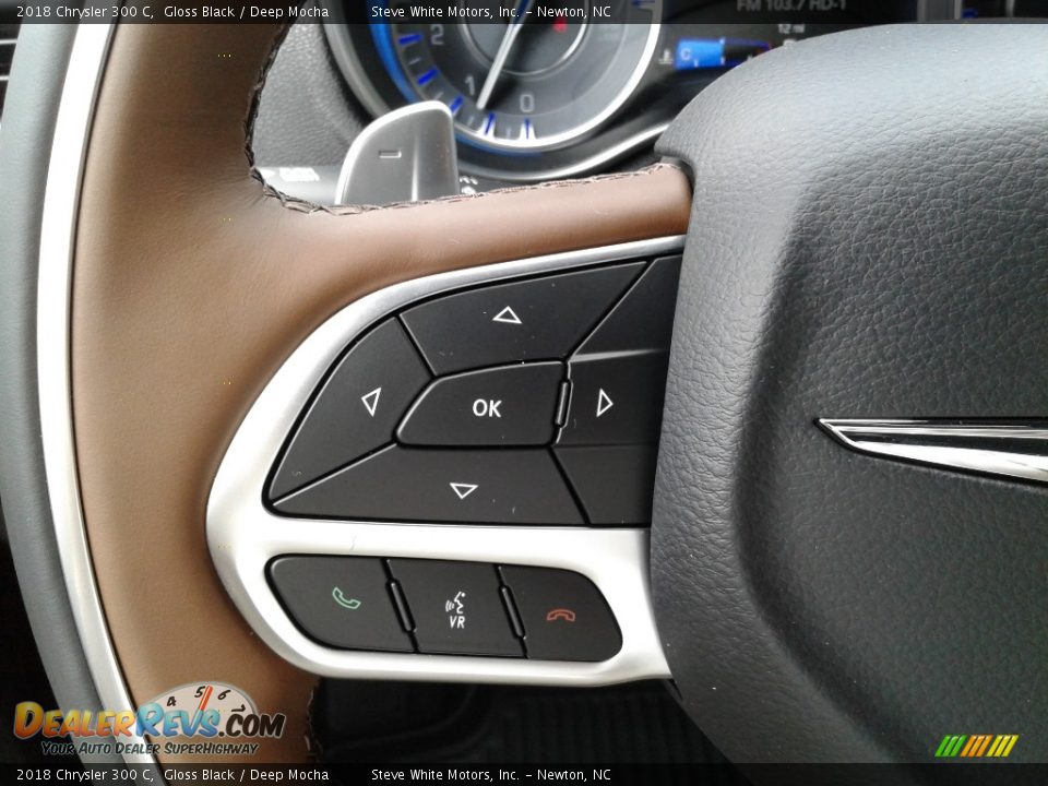 2018 Chrysler 300 C Gloss Black / Deep Mocha Photo #16