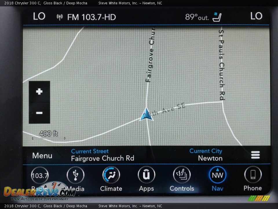 2018 Chrysler 300 C Gloss Black / Deep Mocha Photo #22