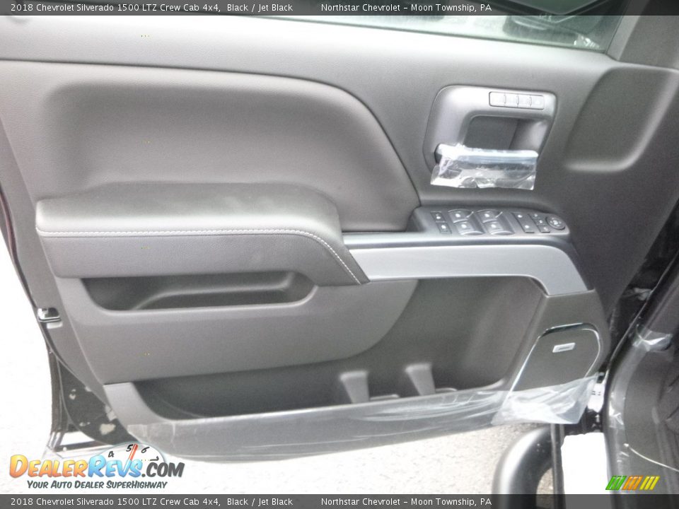 2018 Chevrolet Silverado 1500 LTZ Crew Cab 4x4 Black / Jet Black Photo #12