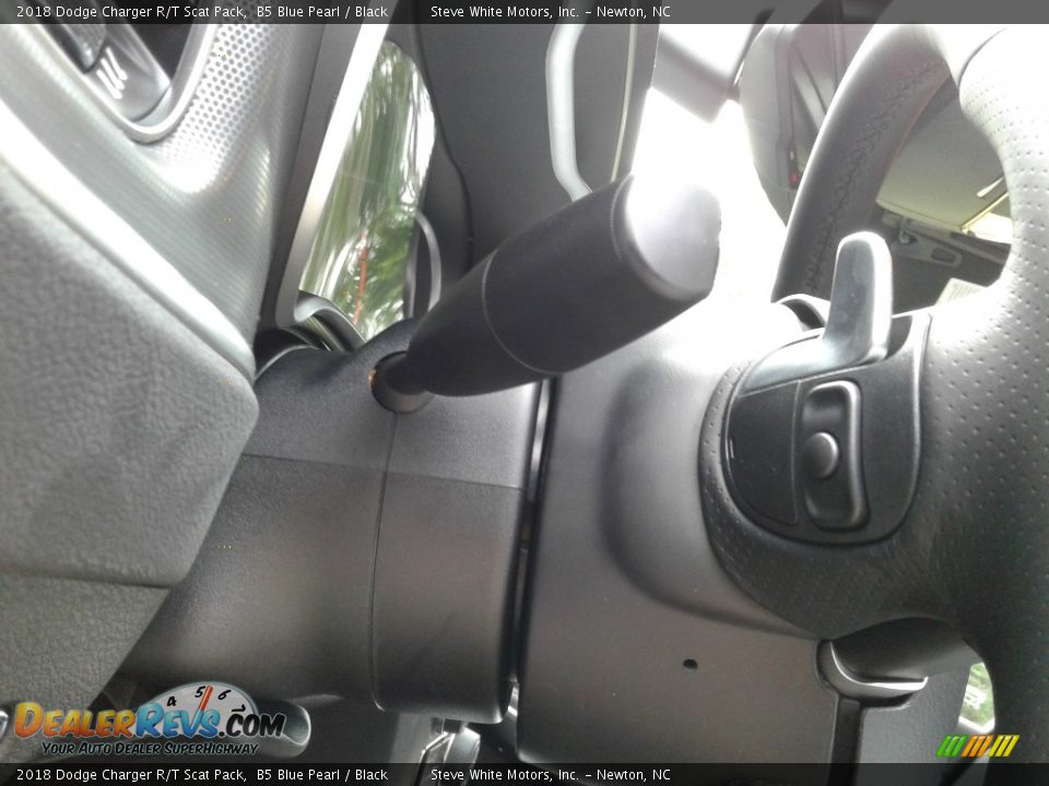 2018 Dodge Charger R/T Scat Pack B5 Blue Pearl / Black Photo #16
