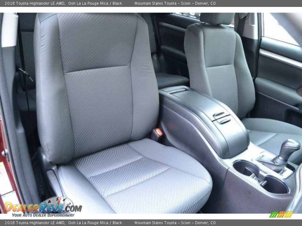 2018 Toyota Highlander LE AWD Ooh La La Rouge Mica / Black Photo #12