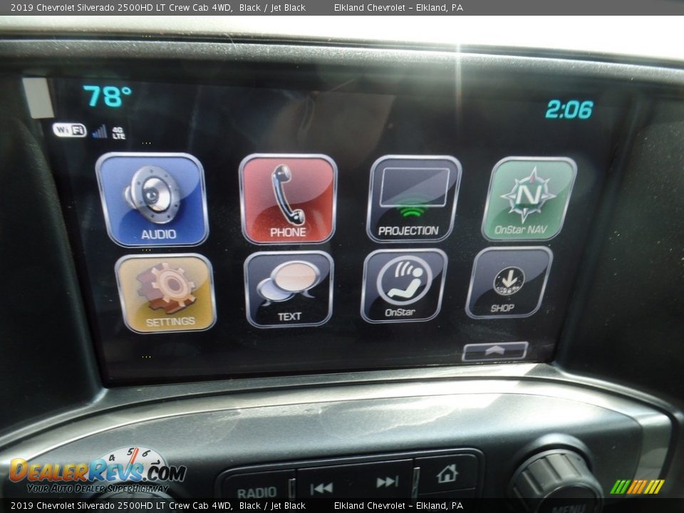 Controls of 2019 Chevrolet Silverado 2500HD LT Crew Cab 4WD Photo #31