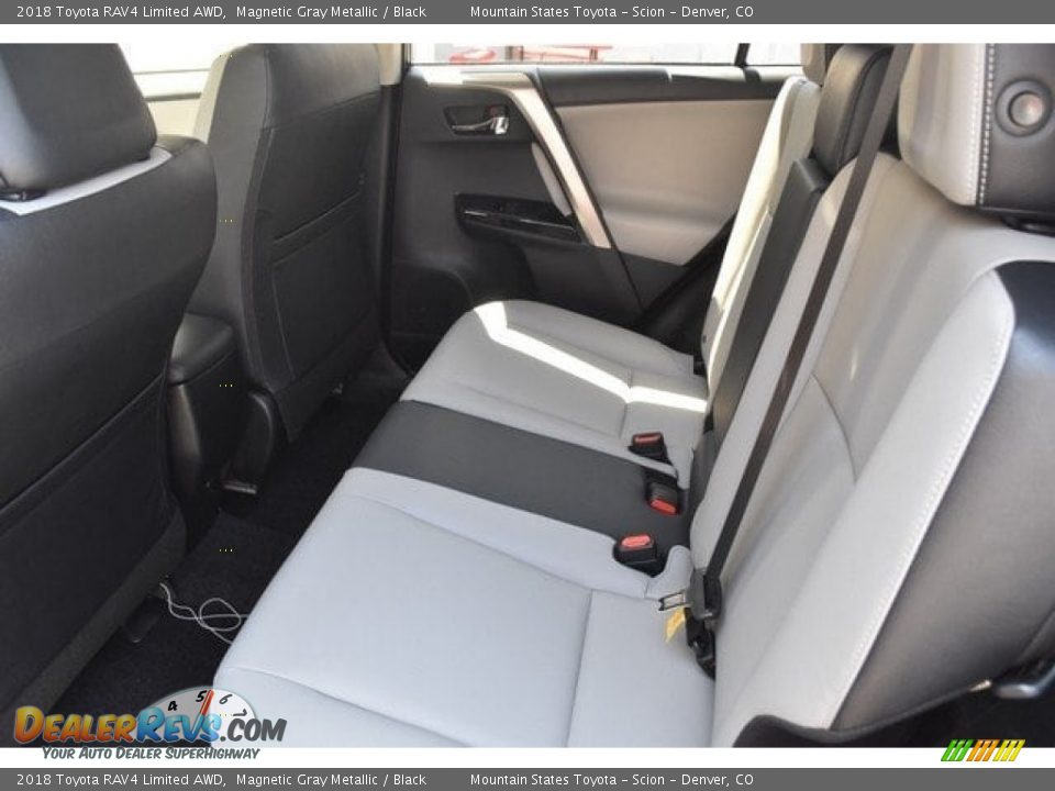 2018 Toyota RAV4 Limited AWD Magnetic Gray Metallic / Black Photo #15