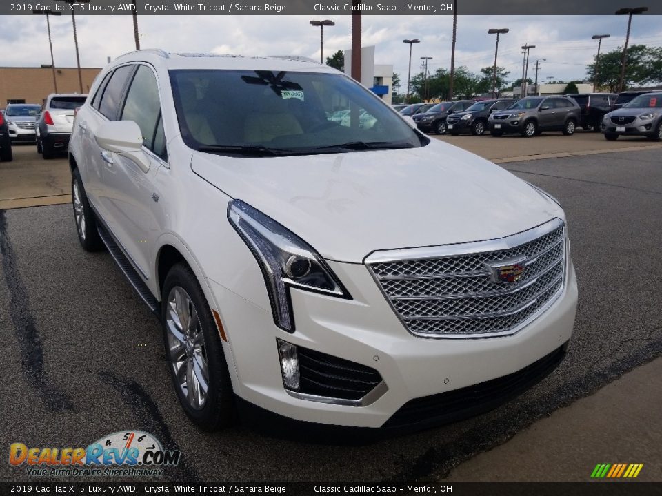 2019 Cadillac XT5 Luxury AWD Crystal White Tricoat / Sahara Beige Photo #1