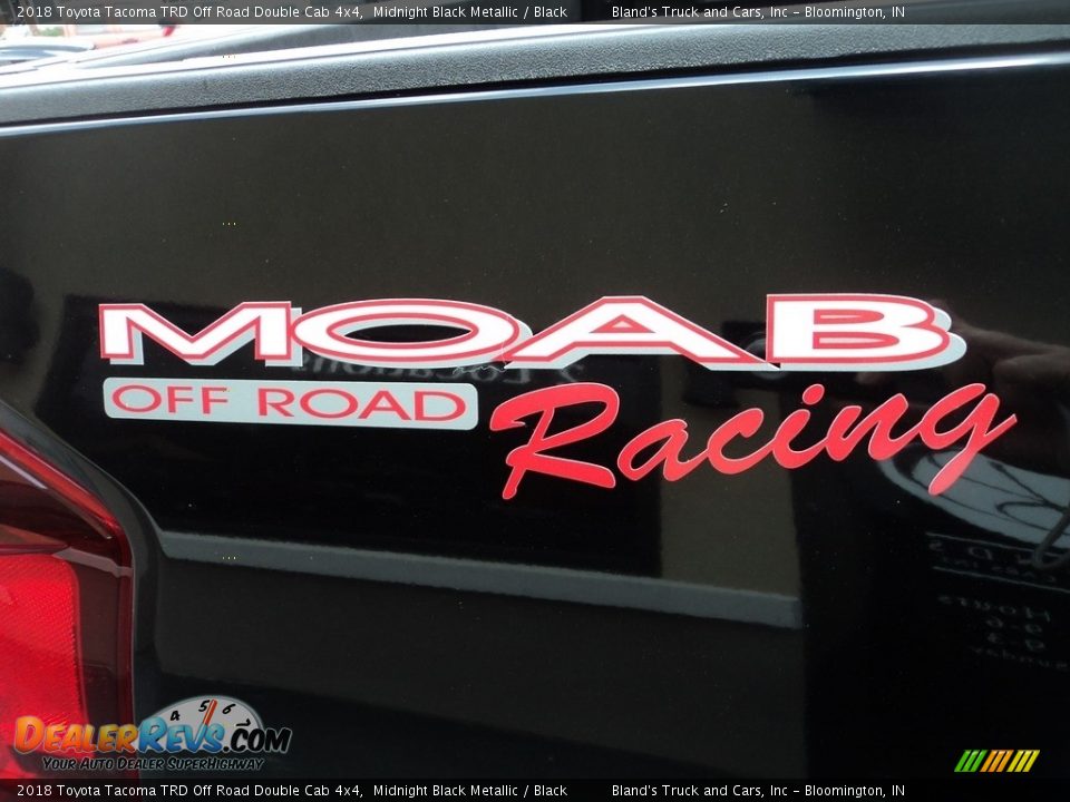 2018 Toyota Tacoma TRD Off Road Double Cab 4x4 Midnight Black Metallic / Black Photo #33