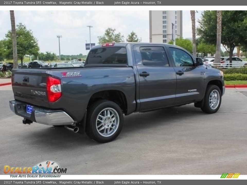 2017 Toyota Tundra SR5 CrewMax Magnetic Gray Metallic / Black Photo #7