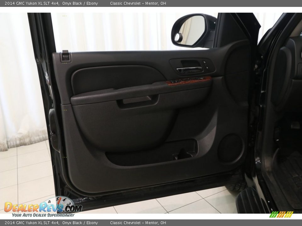 2014 GMC Yukon XL SLT 4x4 Onyx Black / Ebony Photo #4